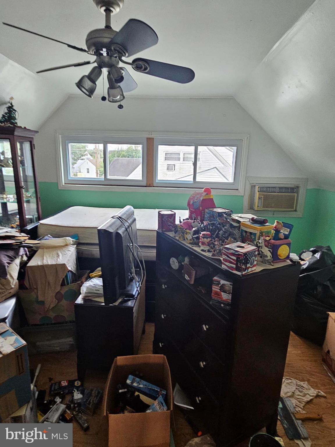 139 Ivy Hill Road Levittown, PA 19057 - Photo 22 of 30 a bed room with furniture and a window