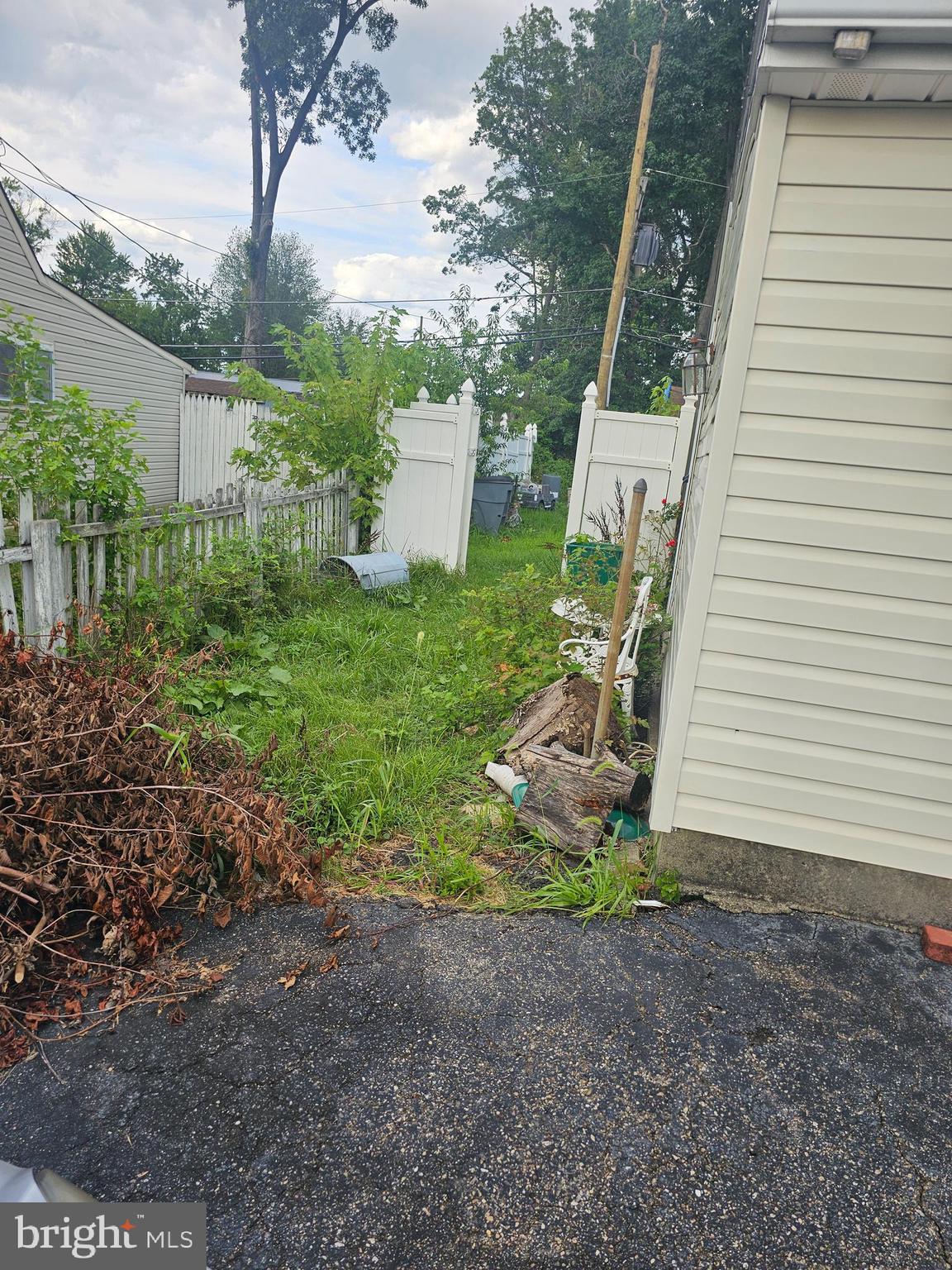 139 Ivy Hill Road Levittown, PA 19057 - Photo 26 of 30 a view of a backyard