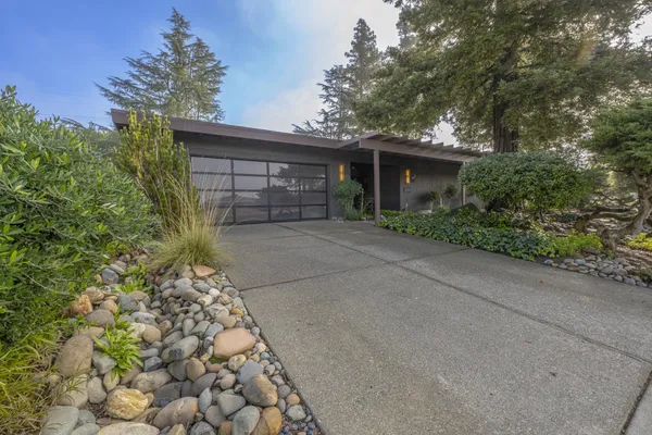 $785,000 | 933 Wendell Way, Woodland, CA 95695