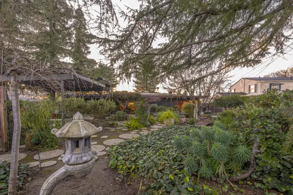 $785,000 | 933 Wendell Way, Woodland, CA 95695