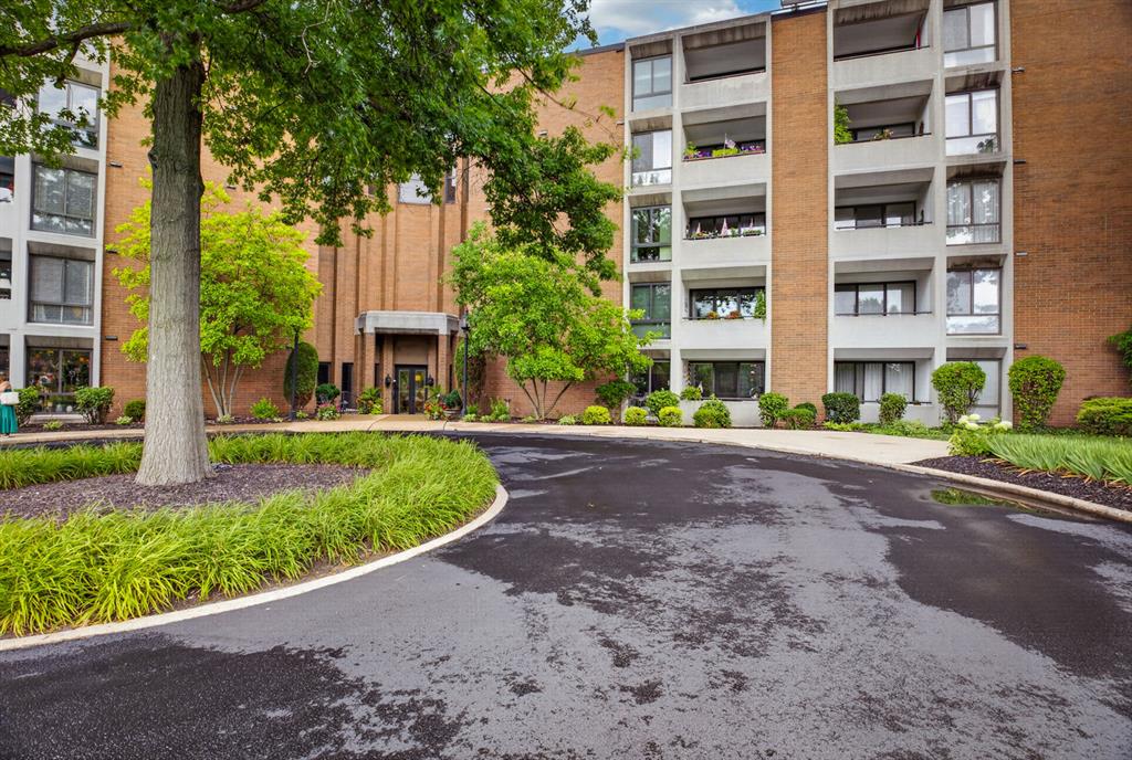 900 Washington Road, Unit 212 Pittsburgh, PA 15228 - Photo 2 of 37