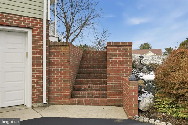 $484,900 | 222 Heath Drive, Charles Town, WV 25414