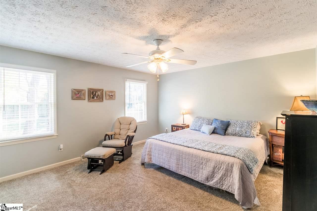 304 Windward Way Greer, SC 29650 - Photo 15 of 25 Gallery Image 15