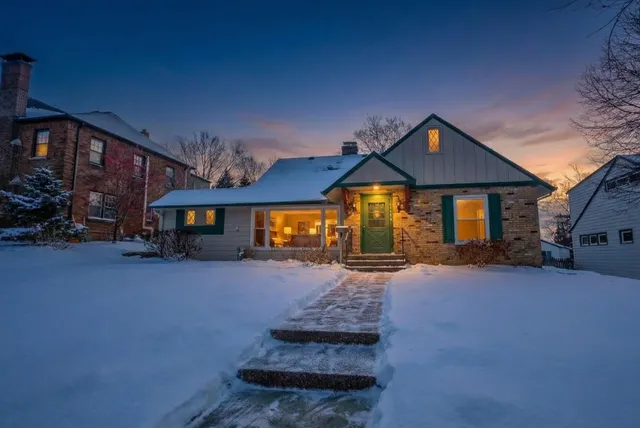 $543,825 | 1626 Bohland Avenue, St. Paul, MN 55116