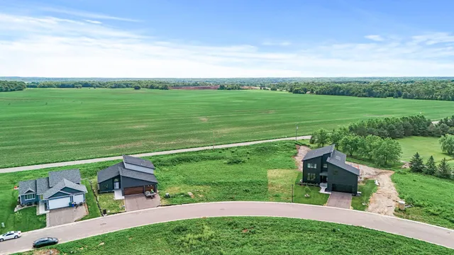 $149,900 | 9942 14th Circle Northeast, St. Michael, MN 55376