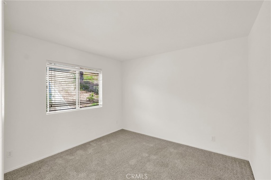 5895 Applecross Drive Riverside, CA 92507 - Photo 26 of 35 an empty room with a window