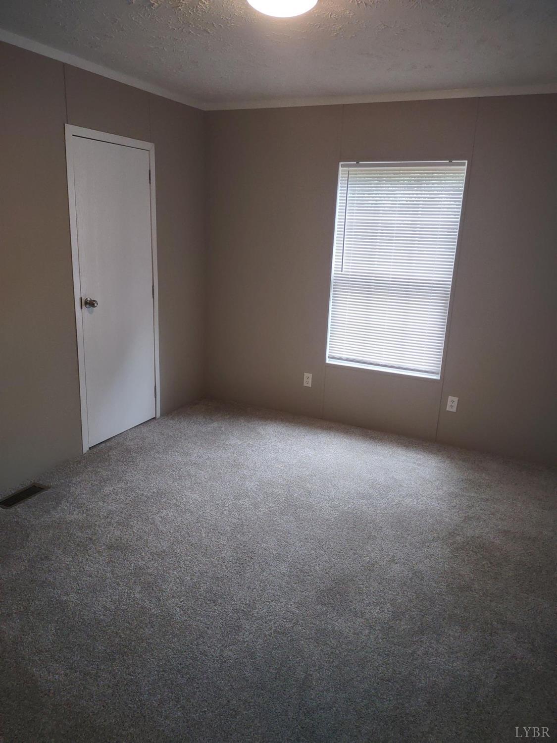 6007 Carters Mill Road Huddleston, VA 24104 - Photo 8 of 9 Gallery Image 8