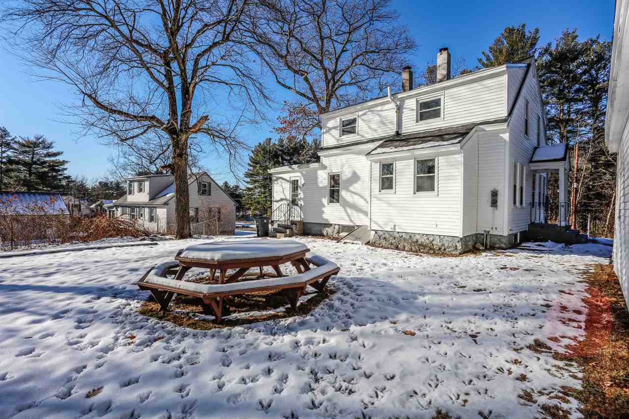 28 Benton Road Hooksett, NH 03106 - Photo 3 of 36