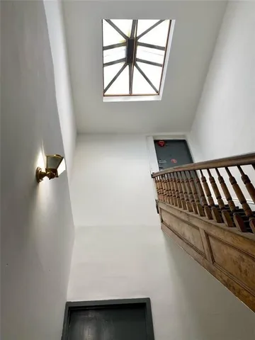an entryway with a window