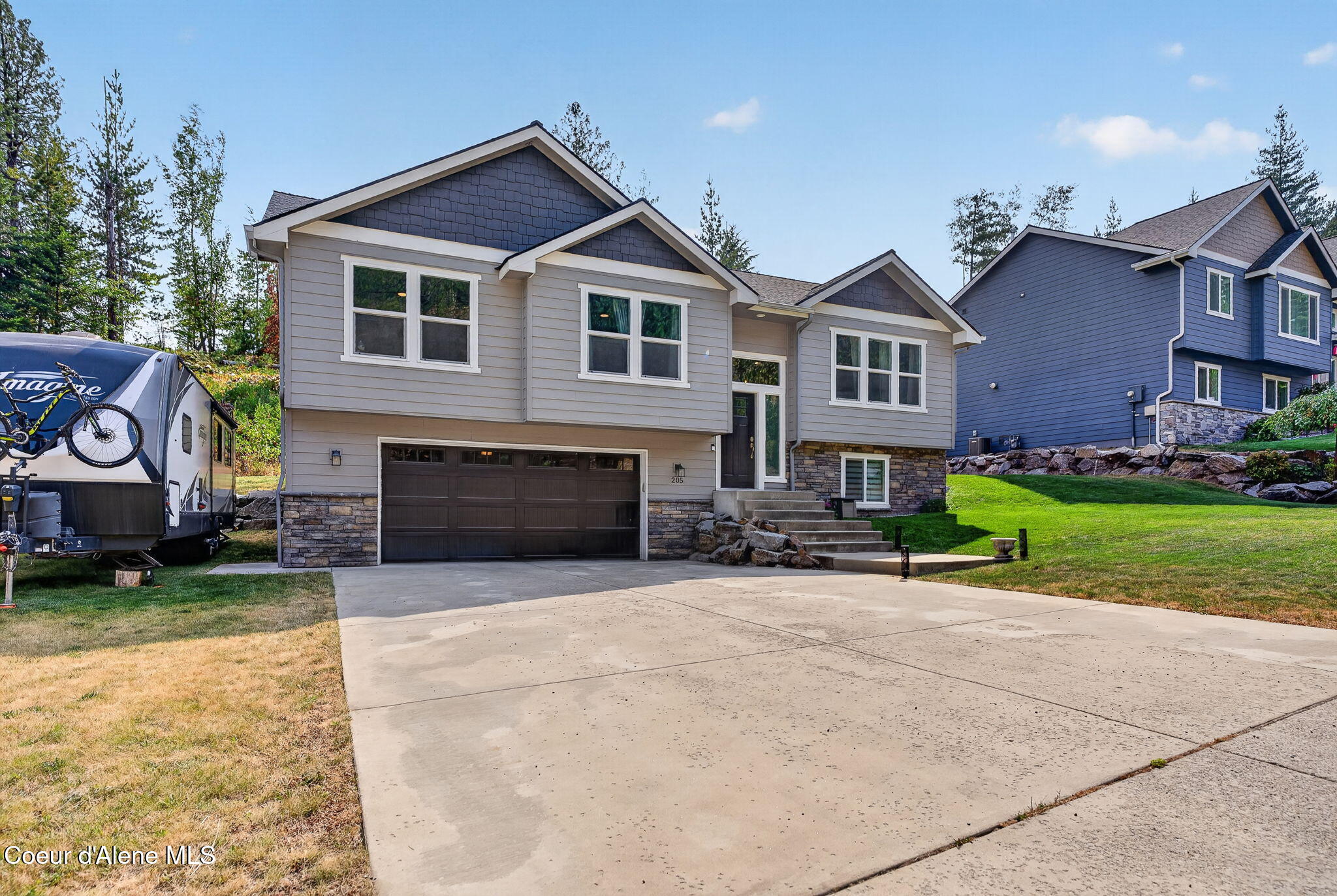 205 Old Farm Road Pinehurst, ID 83850 - Photo 69 of 91 Front Of Home