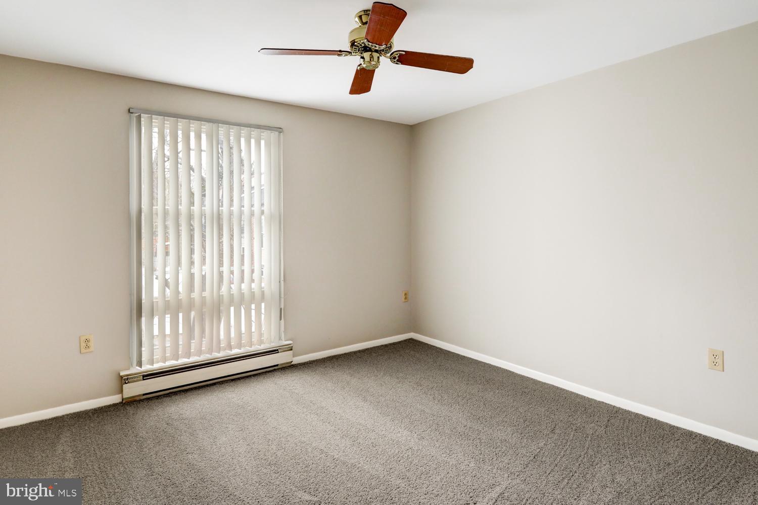 813 Fremont Street Lancaster, PA 17603 - Photo 18 of 33 a view of an empty room with a window