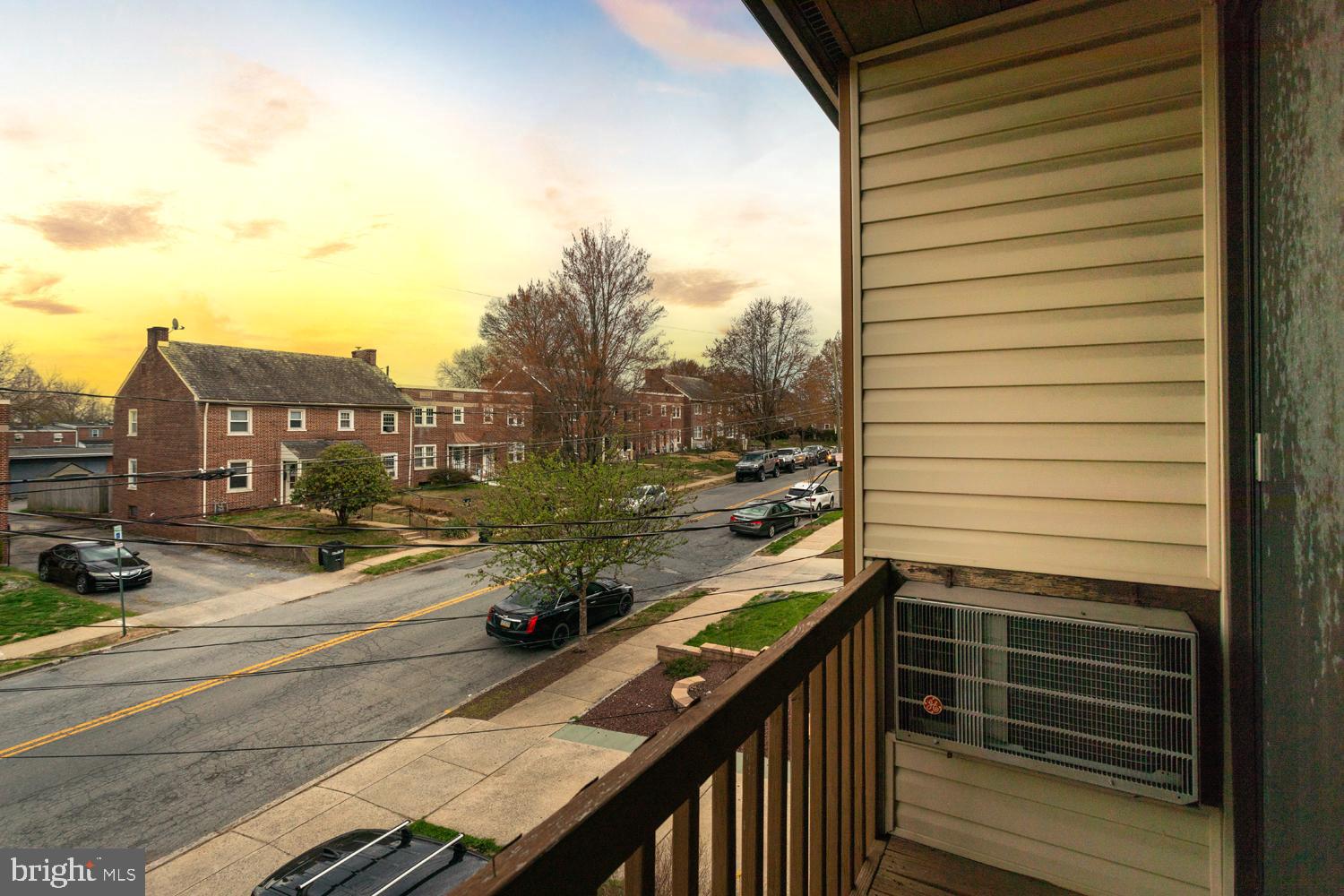 813 Fremont Street Lancaster, PA 17603 - Photo 22 of 33 a view of a balcony with a street