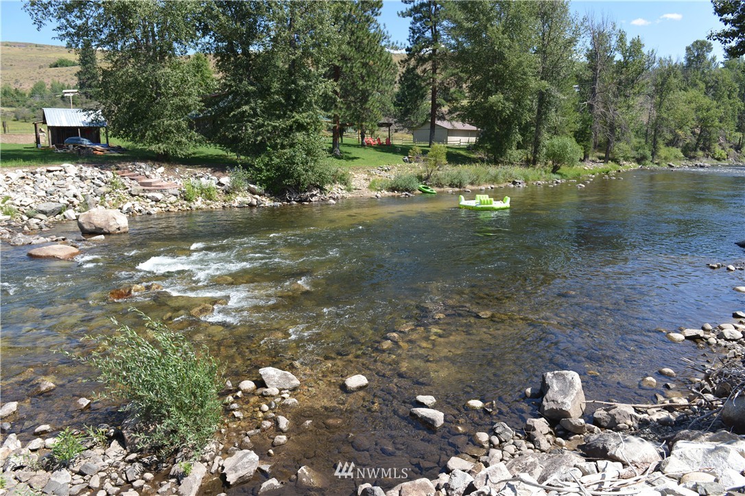 20 Riffle Loop Winthrop, WA 98862 - Photo 10 of 22 Gallery Image 10