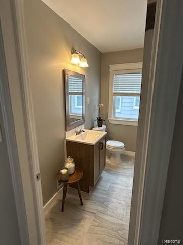 1809 Roslyn Road Grosse Pointe Woods, MI 48236 - Photo 7 of 15 Gallery Image 7