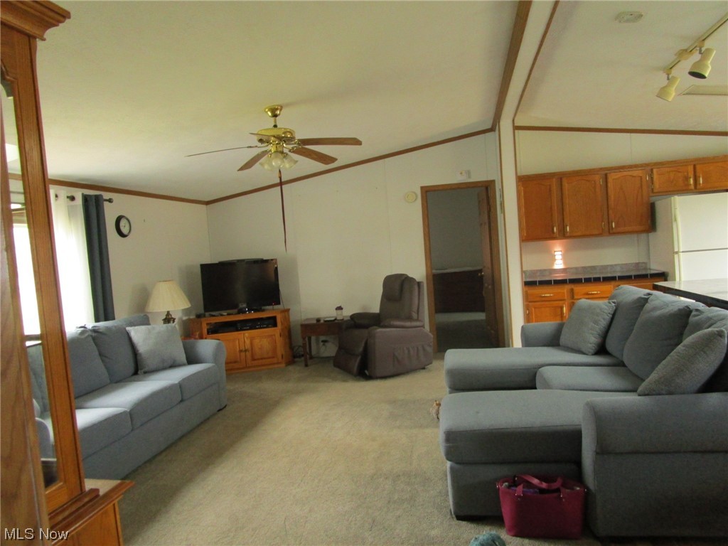 6796 Bogue Road Rome, OH 44085 - Photo 10 of 50
