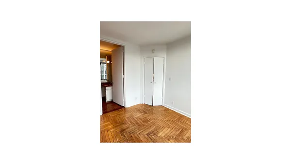 $3,600 | 300 East 93rd Street, Unit 23C | Upper East Side