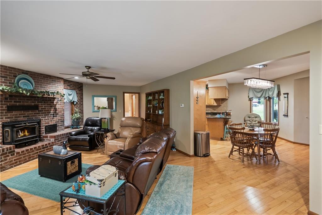 1504 17000 Road Parsons, KS 67357 - Photo 10 of 90