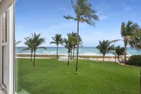 $519,900 | 1041 Hillsboro Mile, Unit 11, Hillsboro Beach, FL 33062