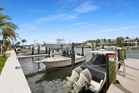 $519,900 | 1041 Hillsboro Mile, Unit 11, Hillsboro Beach, FL 33062