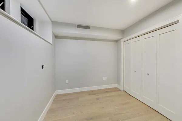 $1,049,000 | 14 North Bennet Street, Unit 2, Boston, MA 02113