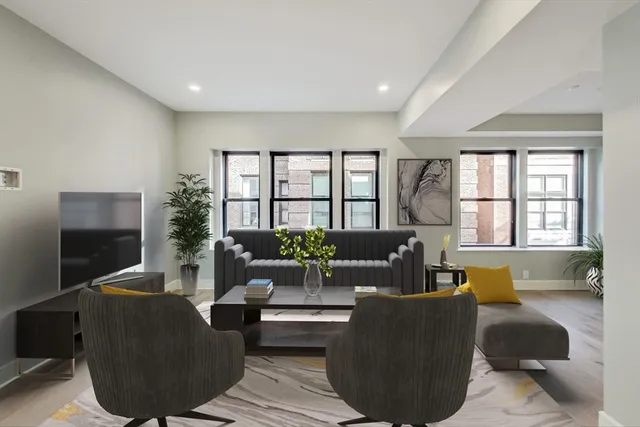 $1,169,000 | 14 North Bennet Street, Unit 2, Boston, MA 02113
