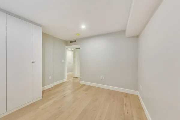$1,049,000 | 14 North Bennet Street, Unit 2, Boston, MA 02113
