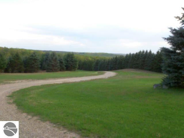 1220 West 16 Road Mesick, MI 49668 - Photo 28 of 28 1745510-27.JPG