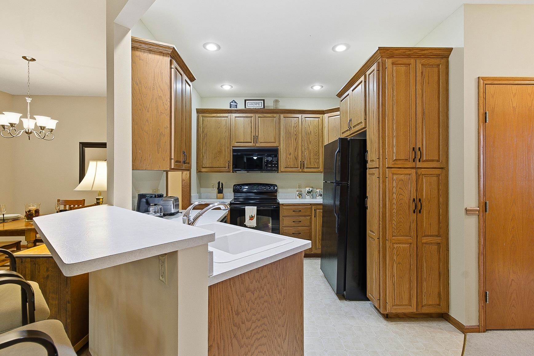 761 Cherokee Path Lake Mills, WI 53551 - Photo 12 of 33