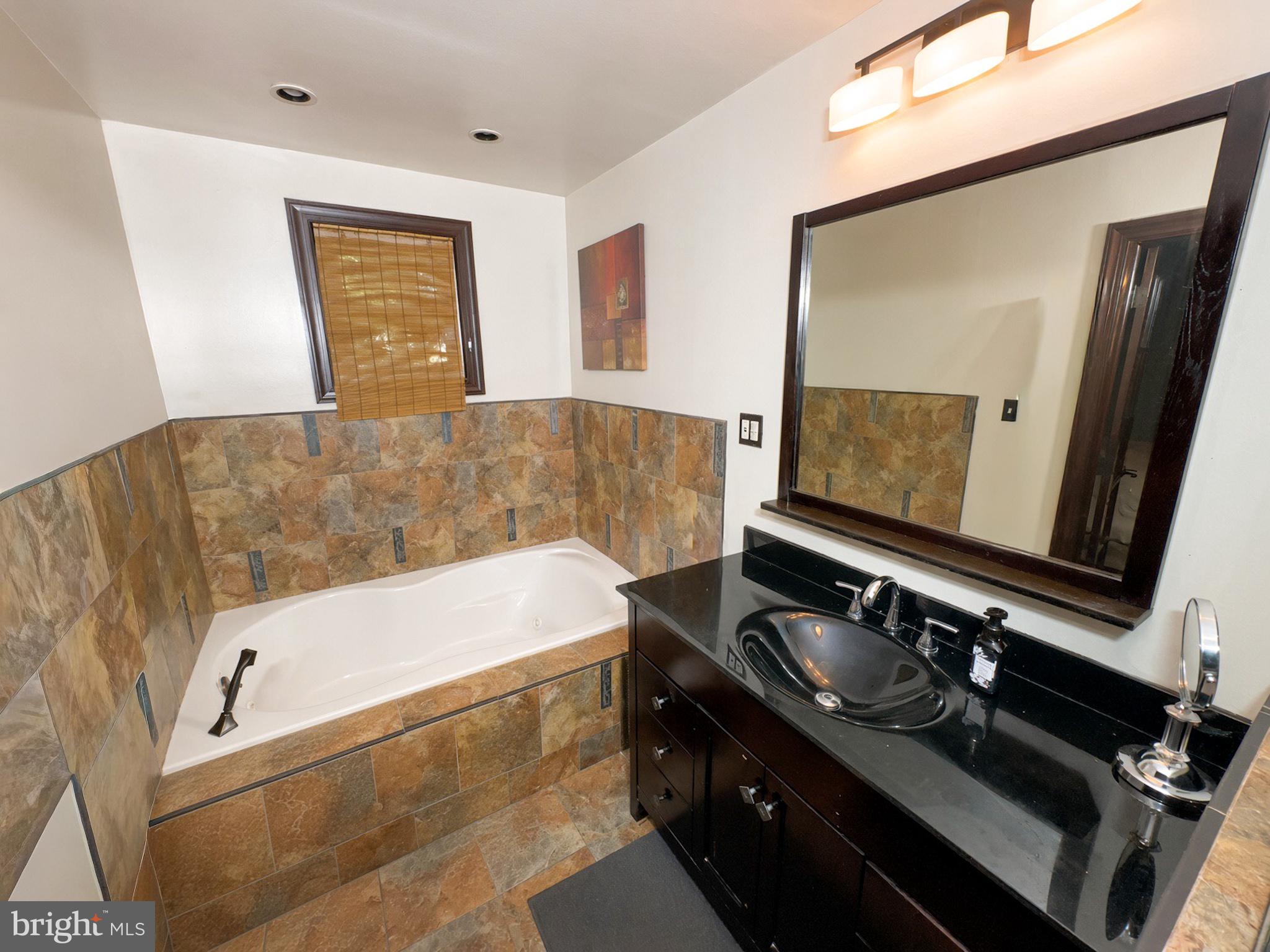 2100 High Timber Road Fort Washington, MD 20744 - Photo 25 of 34 Bathroom