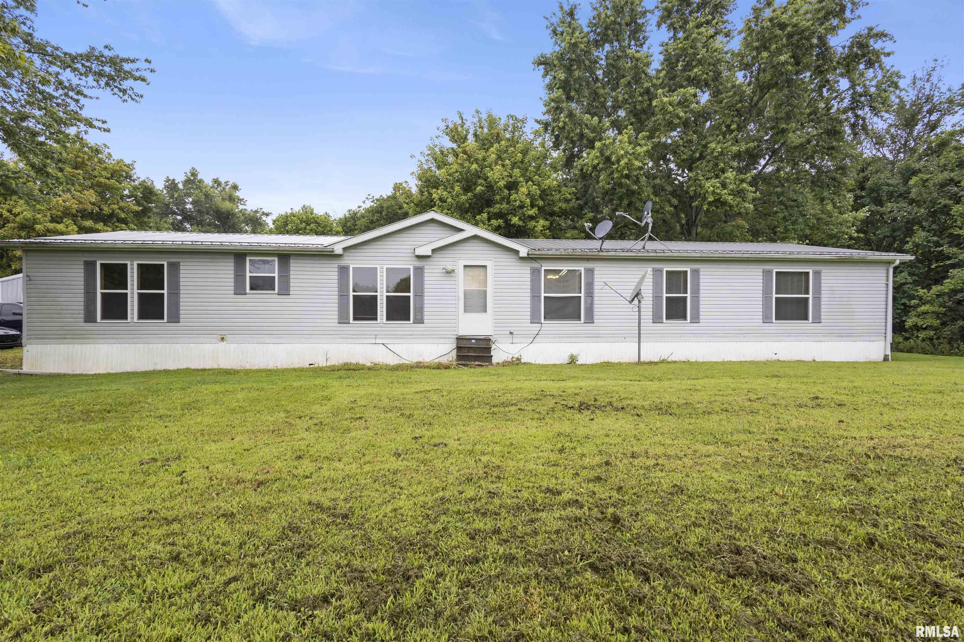 6952 West Pleasant Hill Road Murphysboro, IL 62966 - Photo 1 of 26