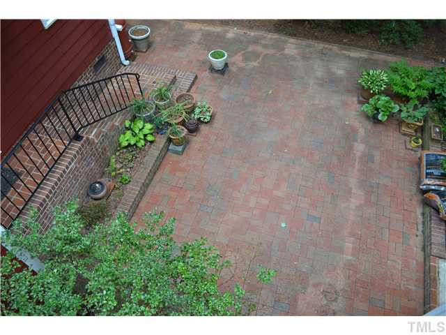 5712 Edgedale Drive Raleigh, NC 27612 - Photo 19 of 23 Patio/Deck