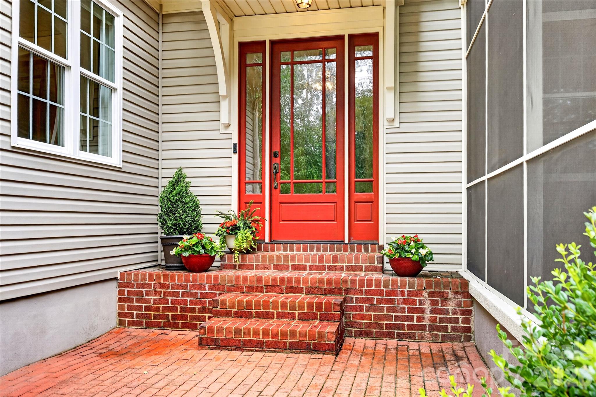 2932 Oakdale Road Charlotte, NC 28216 - Photo 3 of 47