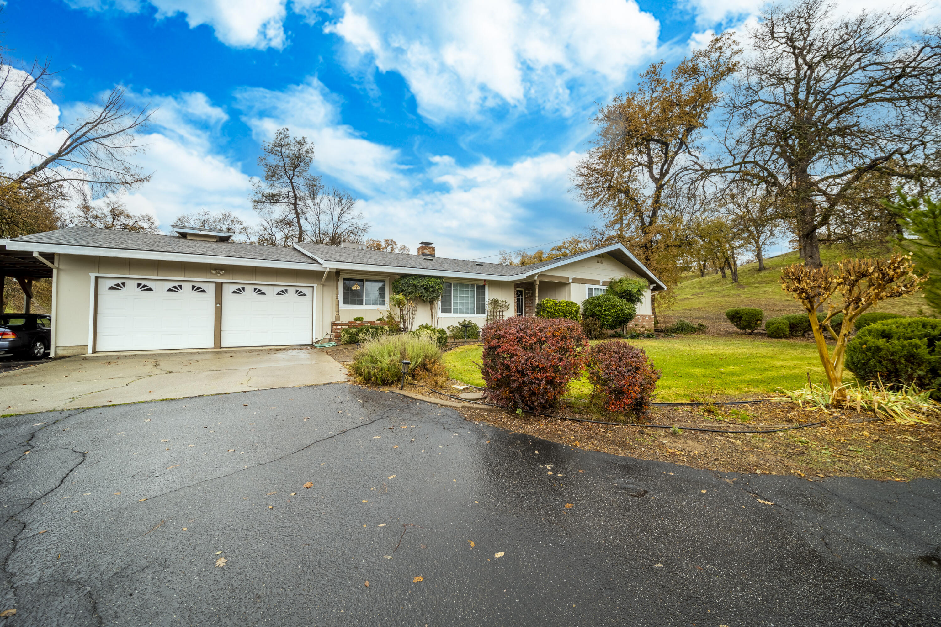 8148 Maynard Road Palo Cedro, CA 96073 - Photo 3 of 48 712A1070-HDR-Edit
