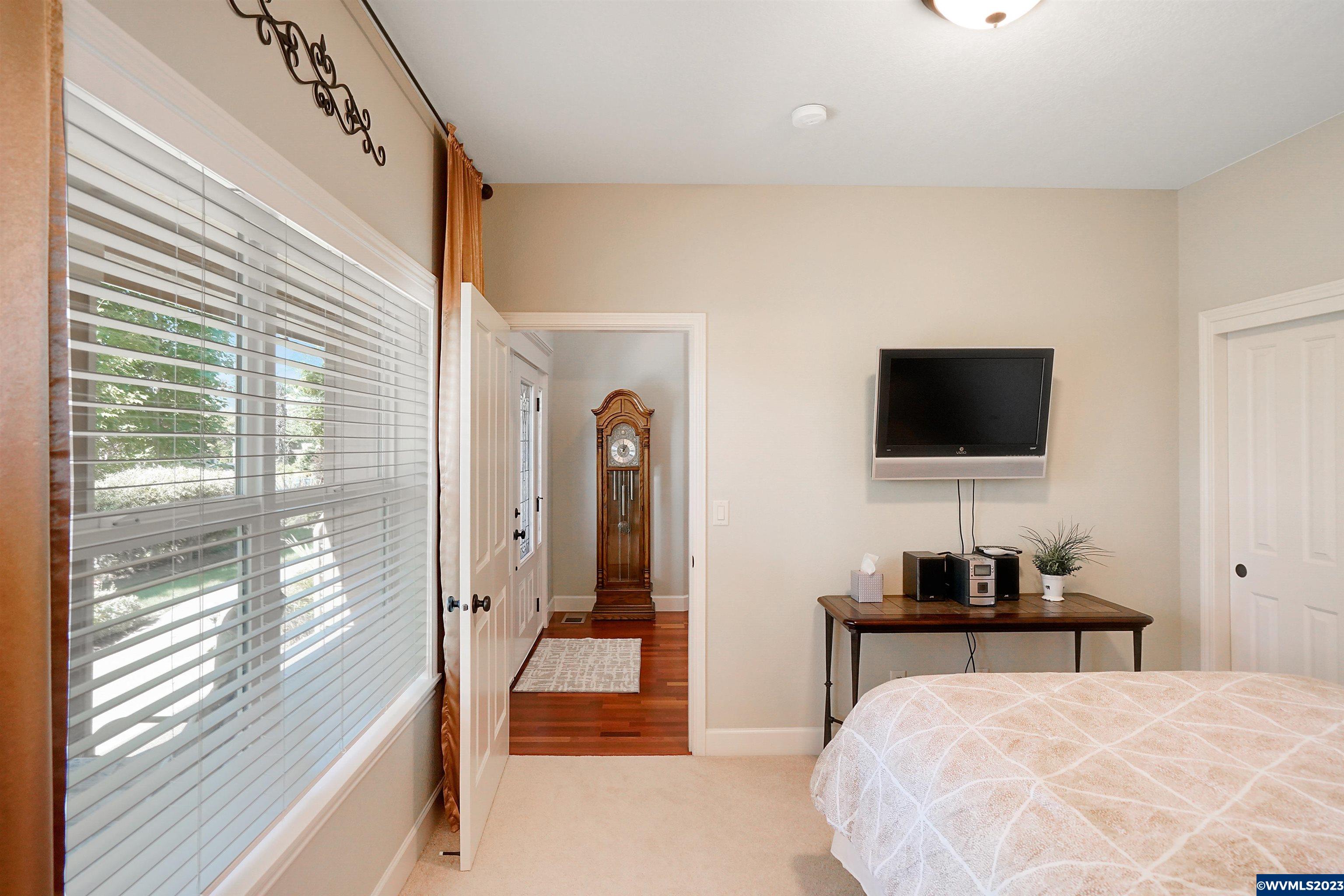 306 Northwest Reed Lane Dallas, OR 97338 - Photo 21 of 42 a view of a livingroom with a flat screen tv