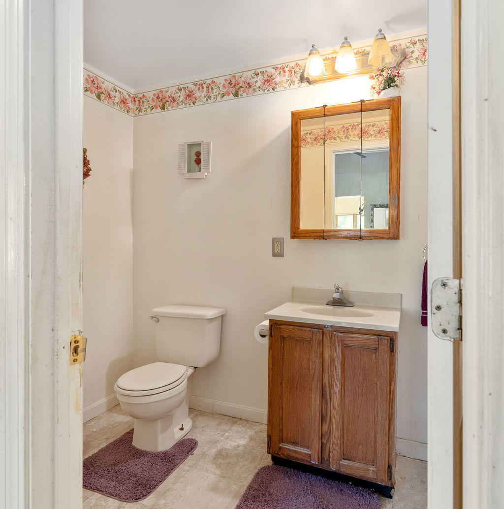 108 Hallowell Road Chelsea, ME 04330 - Photo 20 of 40 018_108hallowellrd-15