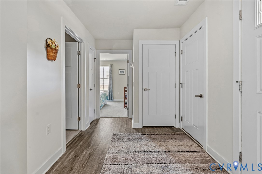 10306 Sun Ridge Lane Chesterfield, VA 23236 - Photo 5 of 46 Gallery Image 5