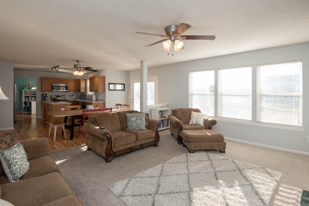 348 Paddock Road Greenwood, IN 46142 - Photo 7 of 27 Gallery Image 7