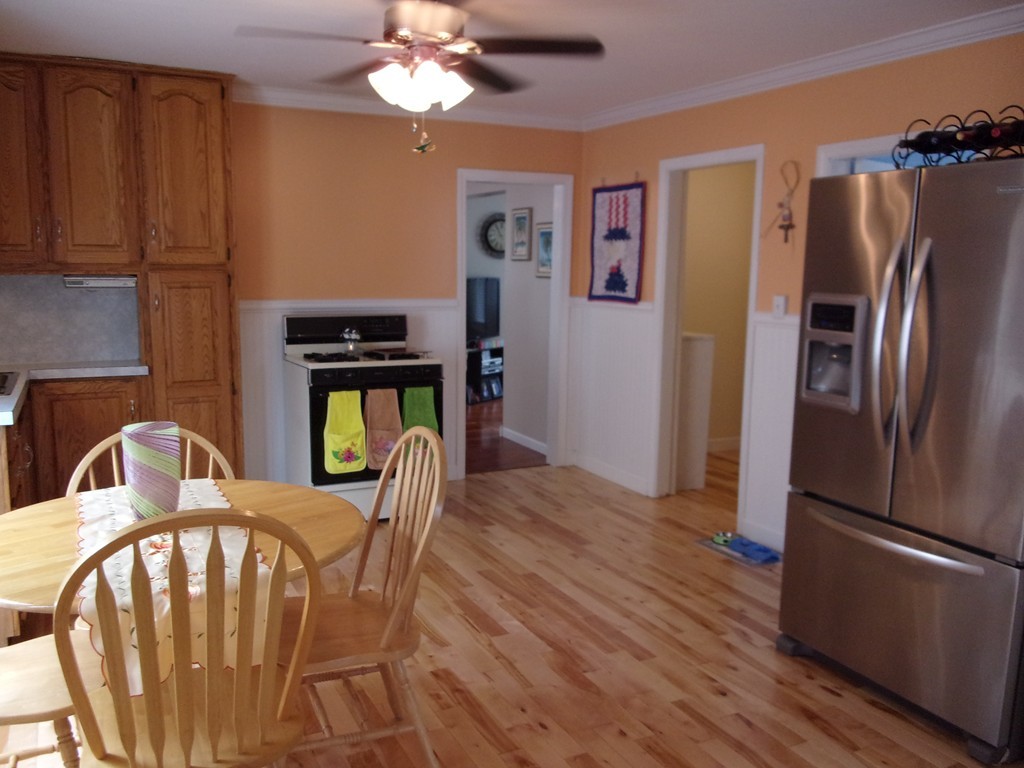 924 Granby Road Chicopee, MA 01020 - Photo 11 of 30 Gallery Image 11