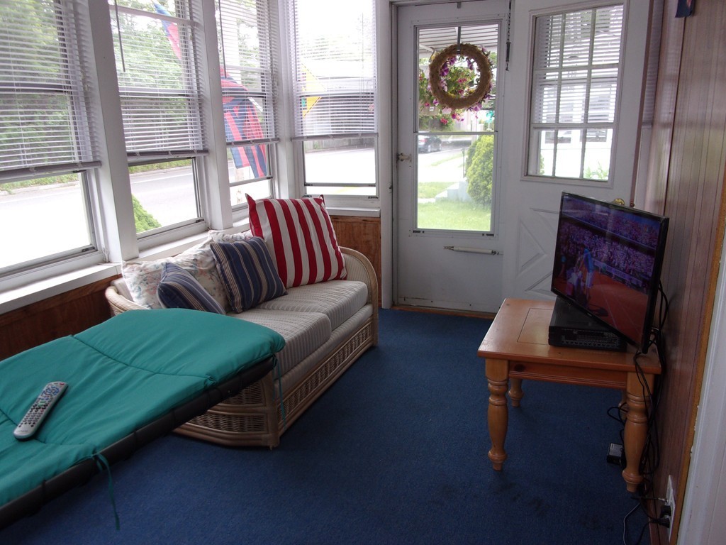 924 Granby Road Chicopee, MA 01020 - Photo 17 of 30 Gallery Image 17
