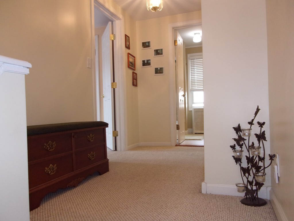 924 Granby Road Chicopee, MA 01020 - Photo 23 of 30 Gallery Image 23