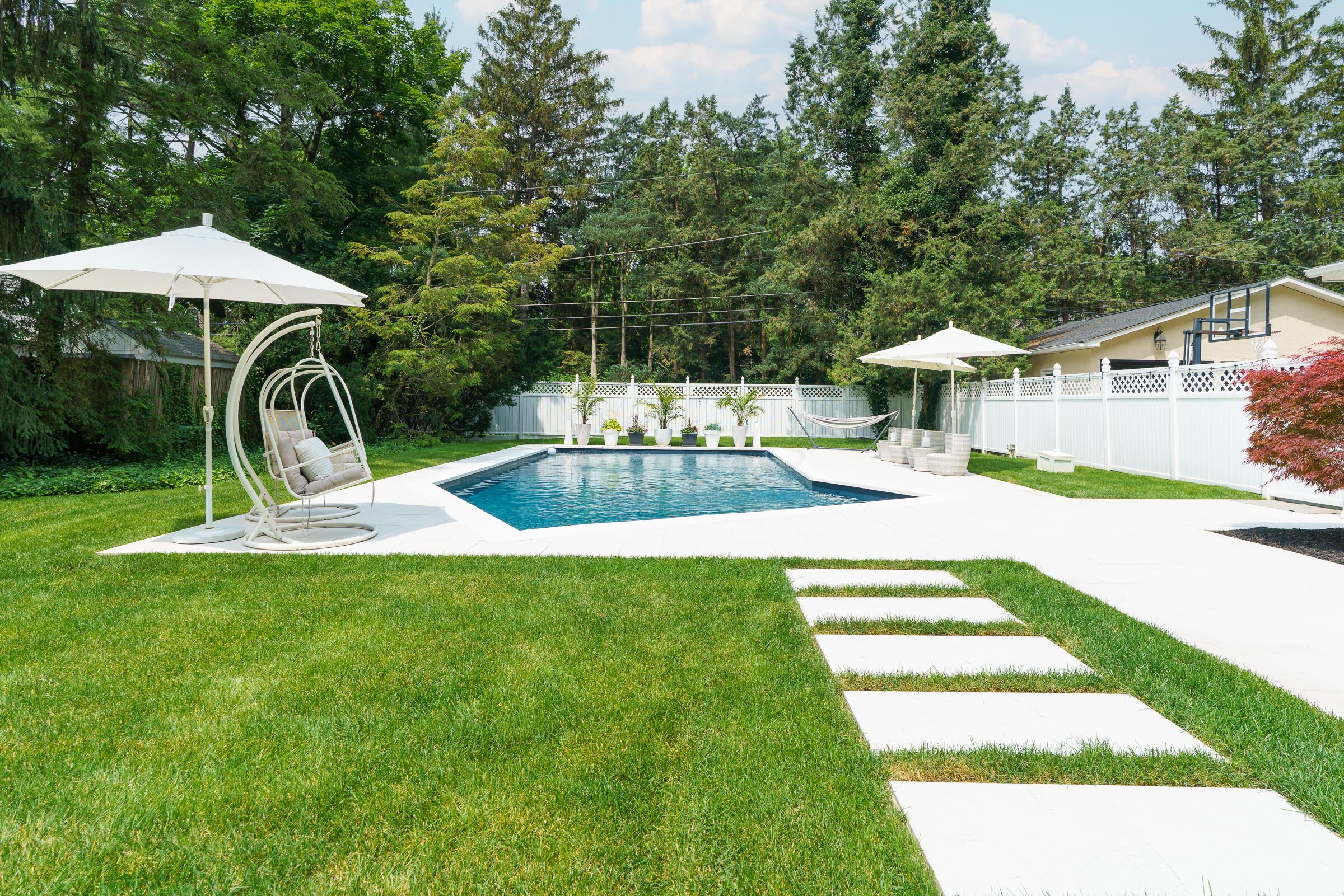 233 Preston Road Columbus, OH 43209 - Photo 64 of 81 Heated Inground Pool