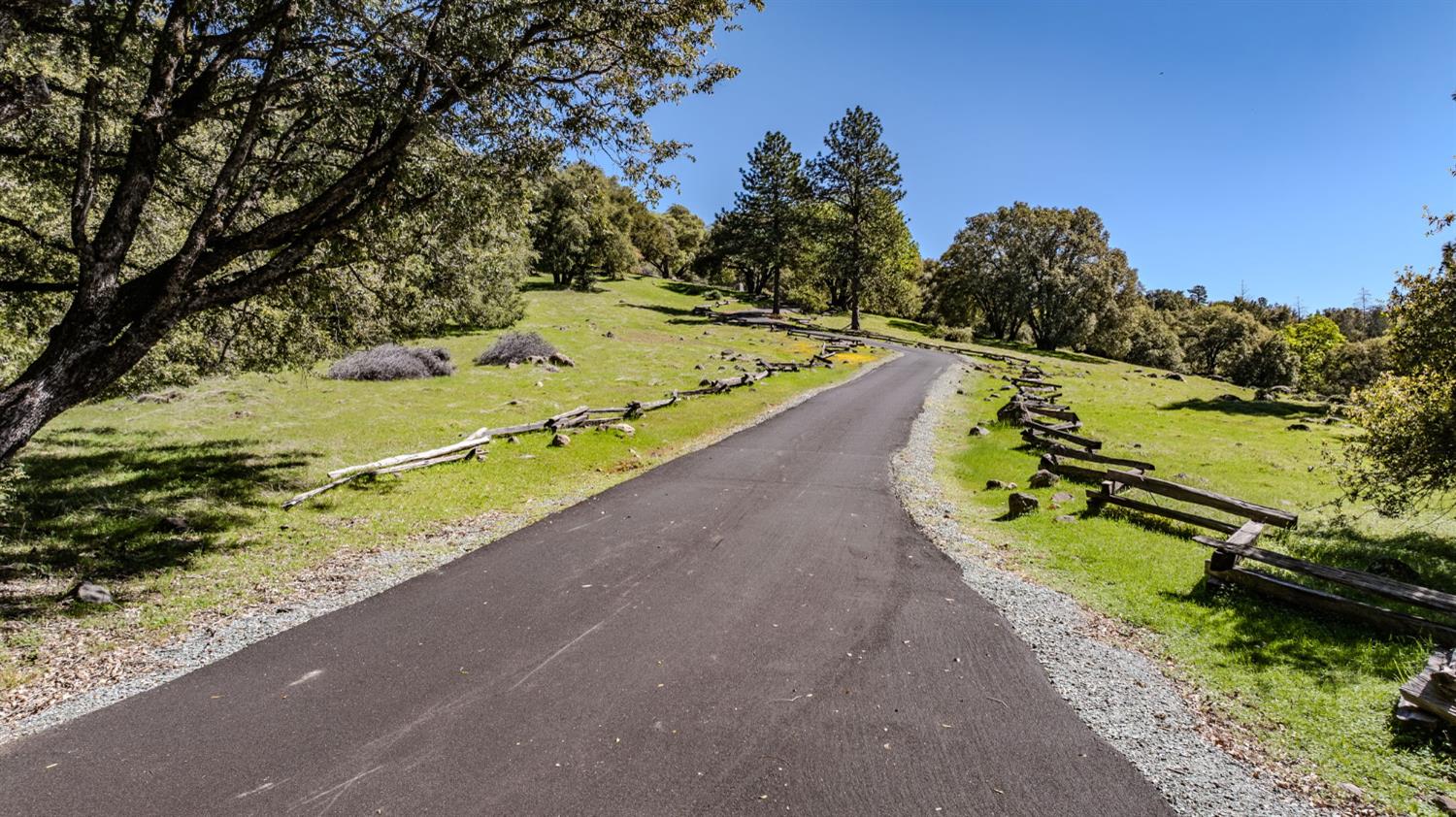 22401 Volcano Hills Road Pioneer, CA 95689 - Photo 38 of 43