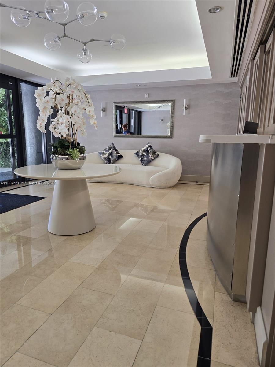 200 Southeast 15th Road, Unit 6B Miami, FL 33129 - Photo 6 of 33