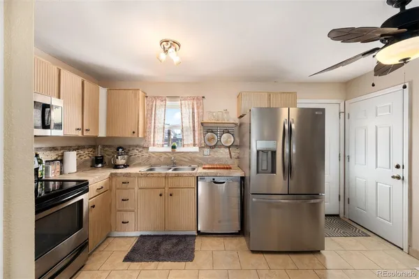 $399,000 | 1052 Lewiston Street, Aurora, CO 80011