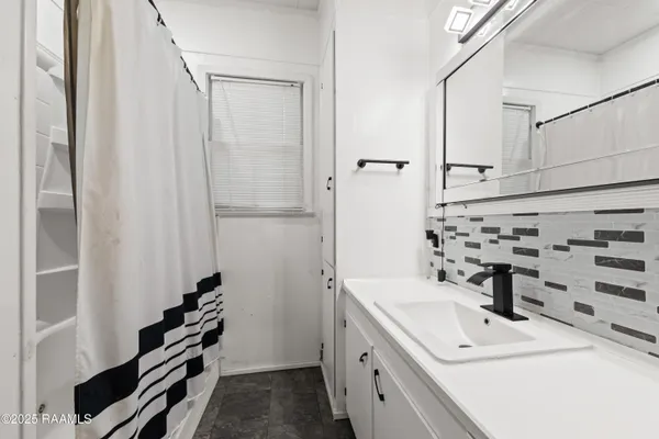 $174,500 | 1404 South Marie Street, Rayne, LA 70578