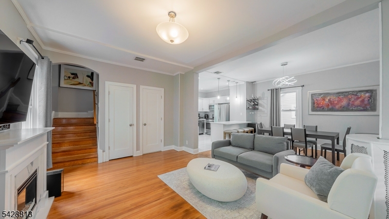 56 Woodside Road Maplewood, NJ 07040 - Photo 5 of 33