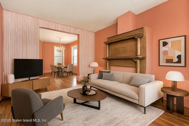 $549,378 | 25 Catlin Avenue | Tompkinsville