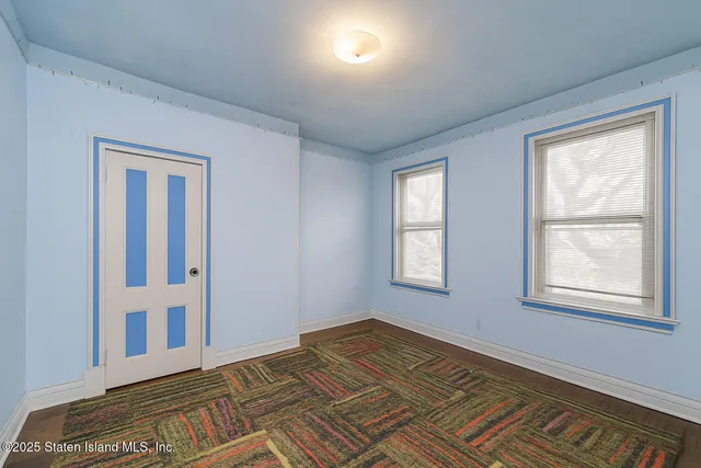 $549,378 | 25 Catlin Avenue | Tompkinsville