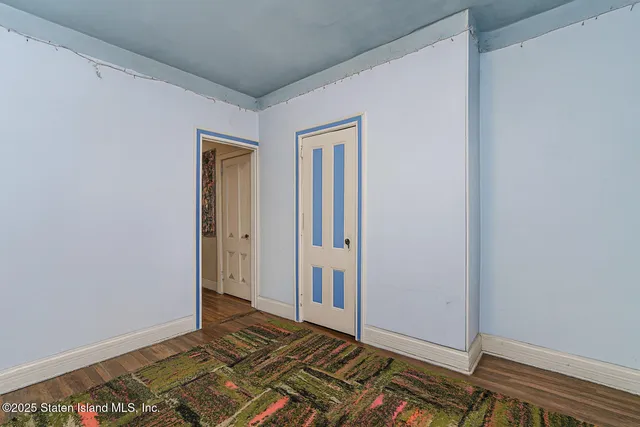 $549,378 | 25 Catlin Avenue | Tompkinsville