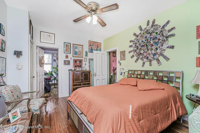 $549,378 | 25 Catlin Avenue | Tompkinsville